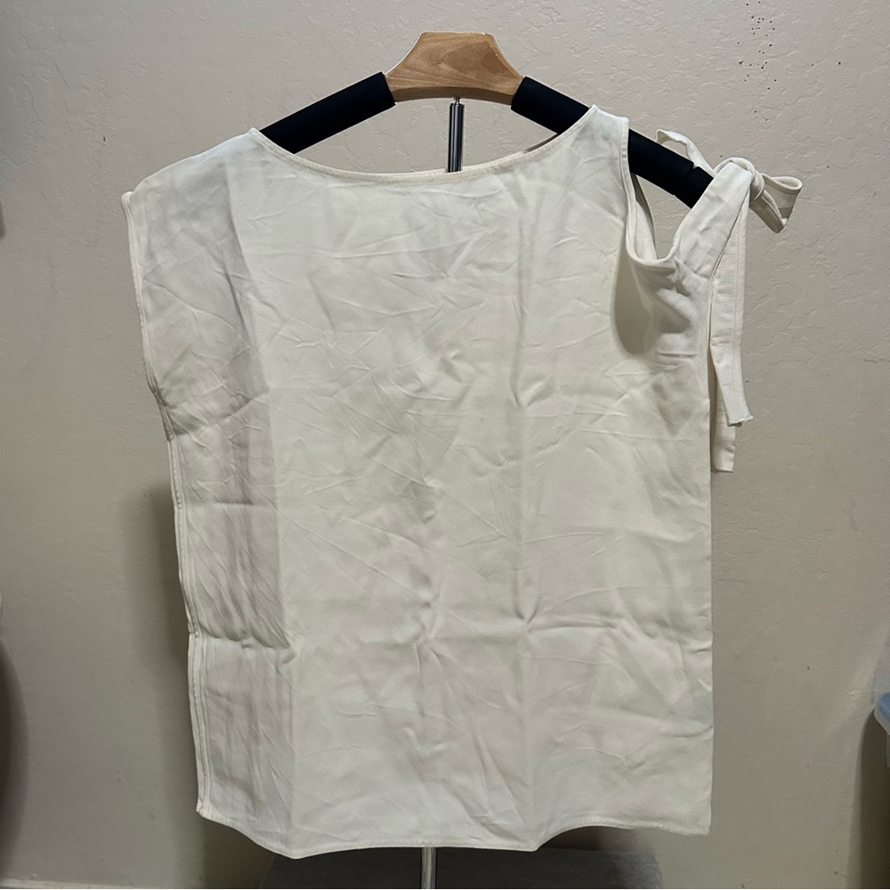 Helmut Lang Ivory Sleeveless Knot tie one shoulder. Women’s Top Size XS